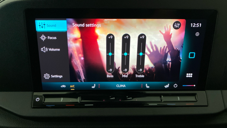 Volkswagen Caddy Cargo C20 Diesel 2.0 TDI 122PS Commerce Pro Van DSG [Tech Pack]